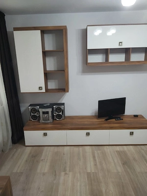 Apartament 2  camere  etaj 1 de închiriat  - imagine 2