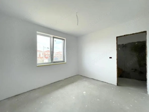 Duplex 4 camere Mosnita Veche-Drumul Boilor - imagine 5