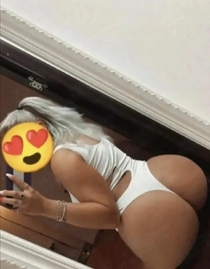  Cartier Mănăștur ( Servici Totale)Blonda matura 100%reala