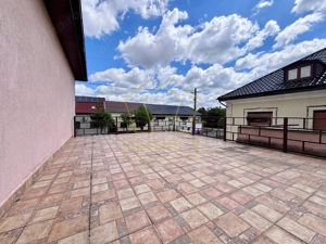 COM 0% Casa individuala spatioasa, piscina, garaj, anexe | Iosefin - imagine 18