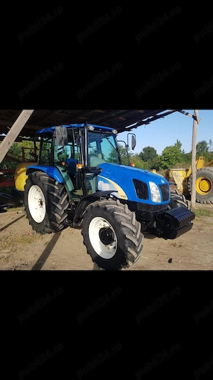 Tractor New Holland  - imagine 2