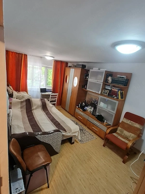Vand apartament 3 camere, Etaj 1, Targu Jiu - imagine 4