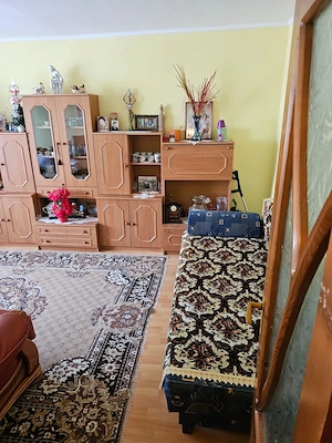 Vand apartament 4 camere decomandat - imagine 3