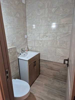 Apartament cu trei camere, zona ultracentrala  - imagine 6