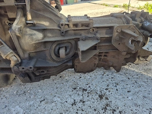 cutie viteze iveco 2.3 euro 4 - imagine 2