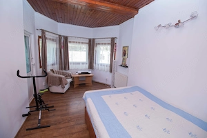 Casa individuala Azuga cu acces usor si vedere la munte - imagine 8