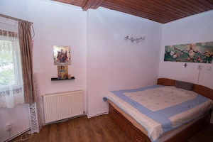 Casa individuala Azuga cu acces usor si vedere la munte - imagine 5