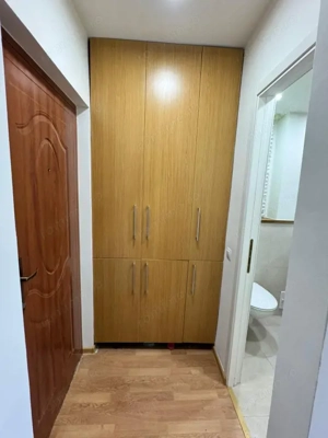 Garsonieră complet mobilată și utilată, renovată modern – mutare imediata - imagine 4