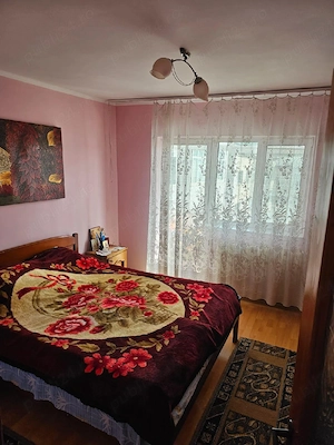 Vand apartament 4 camere decomandat - imagine 8