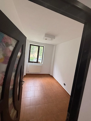Ofer spre chirie Spatiu comercial 65 MP ,central ,700 Euro   luna  - imagine 13