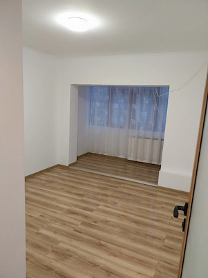 apartament 4 camere de inchiriat - imagine 4