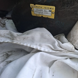Distribuitor hidraulic complet față spate buldo Komatzu WB 93 97 R