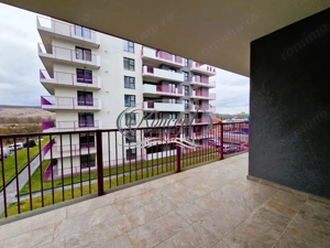 Apartament nou cu terasa generoasa si parcare, zona Vivo
