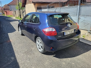 Toyota Auris 2010 avariata - imagine 5