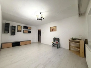 Apartament 3 camere, 70mp utili, parter, renovat -  Zona Dâmbovița  - imagine 2