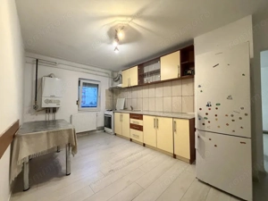 Apartament 3 camere, 70mp utili, parter, renovat -  Zona Dâmbovița  - imagine 8