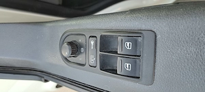 Vând Vw Transporter 1.9 TDI 102 cp - imagine 8