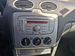 Se vinde masina Ford Focus 1.6  90CP Diesel Euro 5