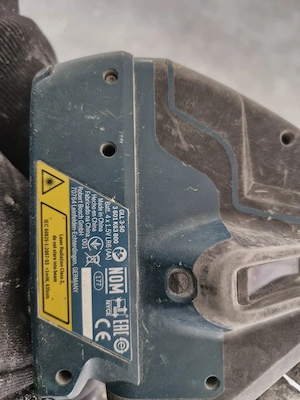 laser bosch 3 linii