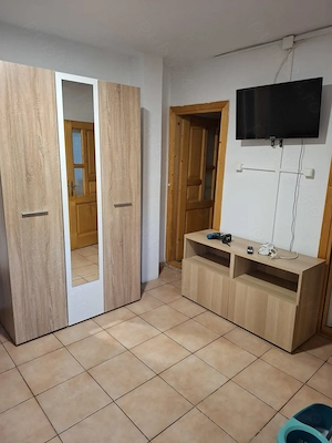 Garsoniera stefanesti de jos  - imagine 4