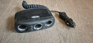 Triplu split mufa auto 12v folosit putin