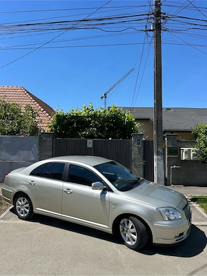 toyota avensis 1000 euro  - imagine 3