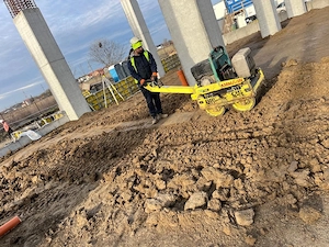 Inchiriere cilindru compactor 750kg fără operator!!!