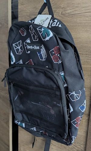 Rucsac Attack On Titan Nou 
