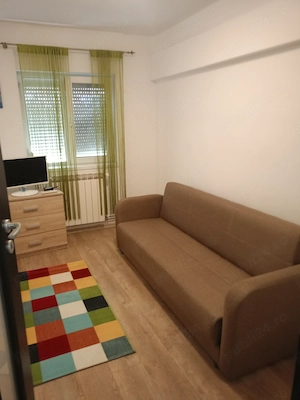 Proprietar inchiriez apartament  3 camere- decomandat - imagine 6