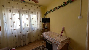 Apartament trei camere de inchiriat pe termen lung zona Republici Nord - imagine 4