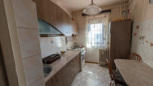 Apartament trei camere de inchiriat pe termen lung zona Republici Nord - imagine 6