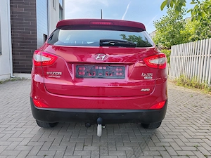 Hyundai IX 35 2.0 CRDI 4x4 NaviPieleLedCmrMasalierInczScaune BanchetaClimatronicJanteAluVara Iarna - imagine 3