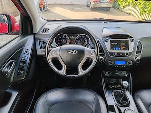 Hyundai IX 35 2.0 CRDI 4x4 NaviPieleLedCmrMasalierInczScaune BanchetaClimatronicJanteAluVara Iarna - imagine 9