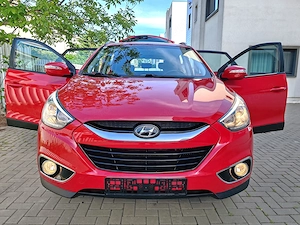 Hyundai IX 35 2.0 CRDI 4x4 NaviPieleLedCmrMasalierInczScaune BanchetaClimatronicJanteAluVara Iarna - imagine 12
