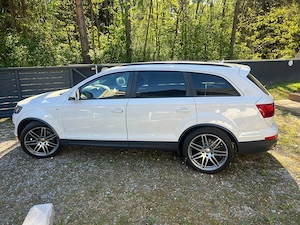 AUDI Q7 Quattro 3.0 TDI S Line 7 Locuri - imagine 3