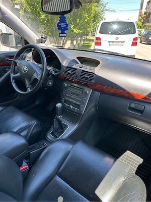 toyota avensis 1000 euro  - imagine 9