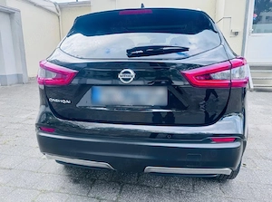 NISSAN QASHQAI   Acest SUV din 2018 oferă un design modern și funcționalitate excelentă pentru famil - imagine 3