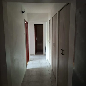 Apartament 3 camere - imagine 3