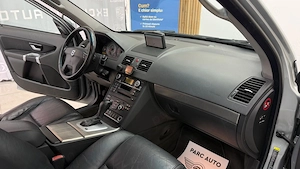 ** Volvo XC90 ** - imagine 17