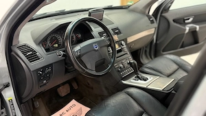 ** Volvo XC90 ** - imagine 11