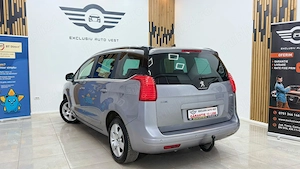 ** Peugeot 5008 ** - imagine 6