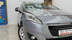 ** Peugeot 5008 ** - imagine 2