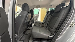 ** Peugeot 5008 ** - imagine 12
