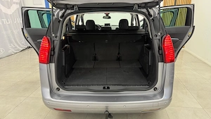 ** Peugeot 5008 ** - imagine 13
