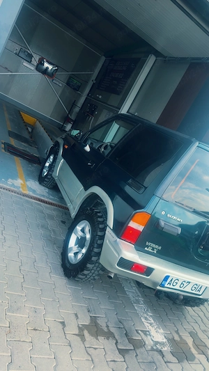 Vand Suzuki Vitara jlx 2.0 HDI - imagine 9
