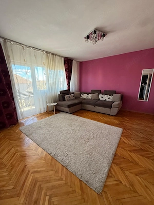 Închiriez apartament cu o cameră 