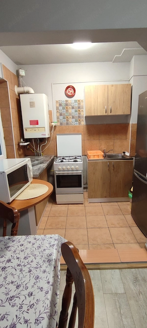 Închiriez apartament 2 camere  - imagine 3