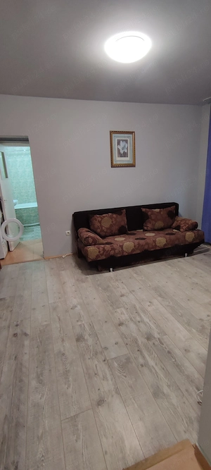 Închiriez apartament 2 camere  - imagine 8