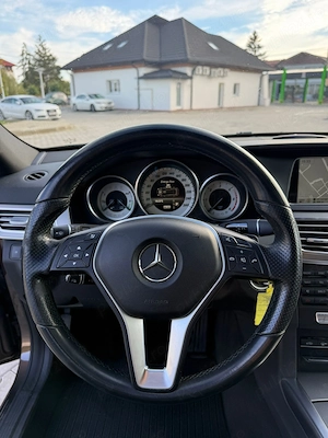2014 Mercedes-Benz E300 BlueTec Hybrid Motor 2.2 231 CP - imagine 9