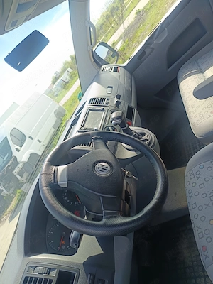 Volkswagen Transporter T5 - imagine 6